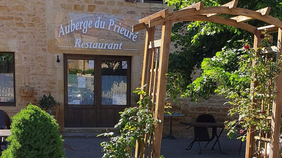 Auberge du Prieuré Anzy-le-Duc restauration 71 les Nids du Chateau Hébergements Bourgogne Saône-et-Loire